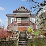 Calm Oasis Near Capitol Hill Downtown And First Hill